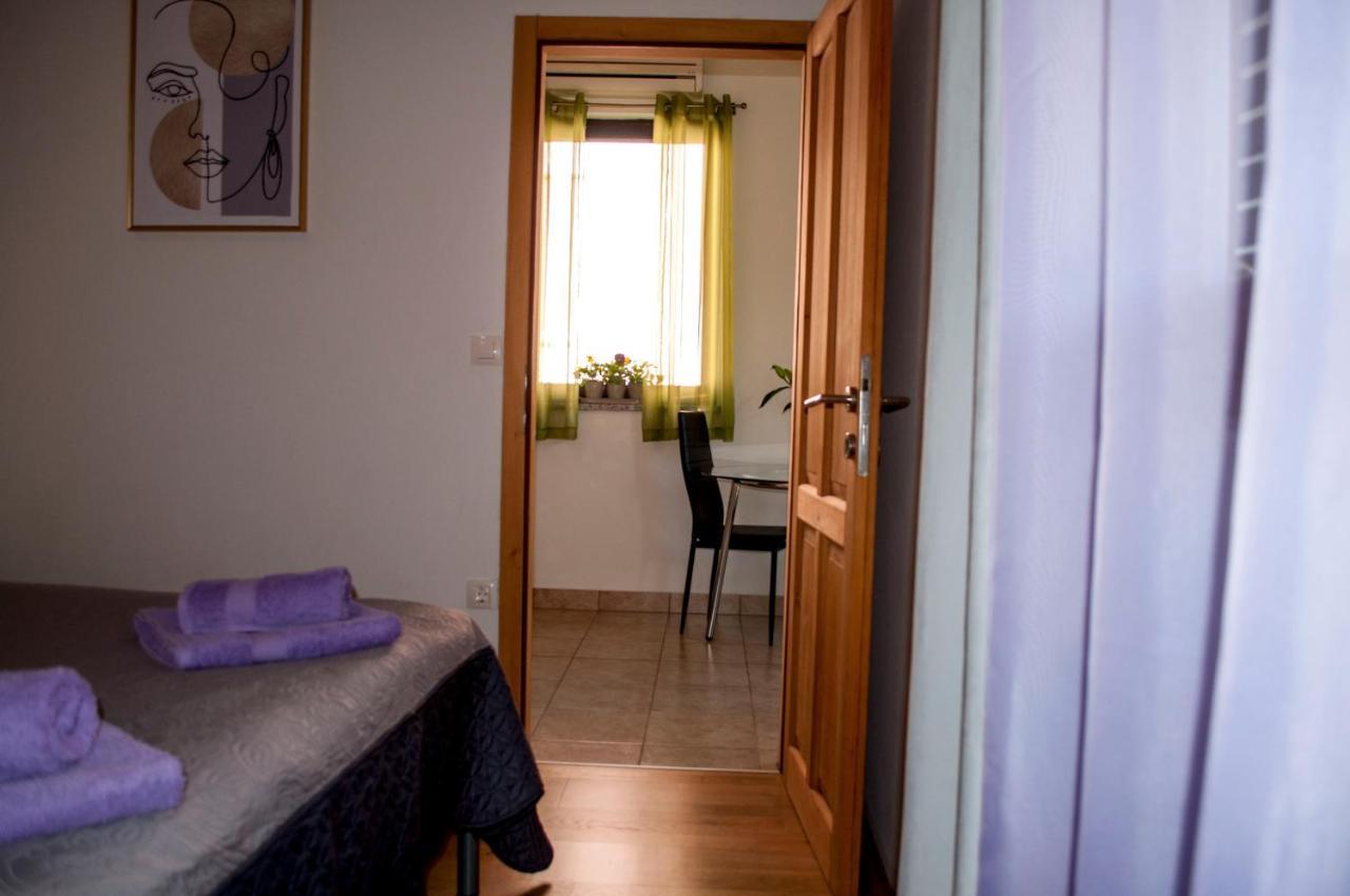 Apartment Rosa 2 Rovinj Exterior photo